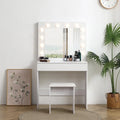 Coiffeuse avec miroir et lumières